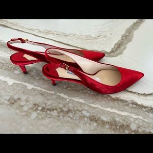 Prada red velvet kitten heel pumps. Size 41
